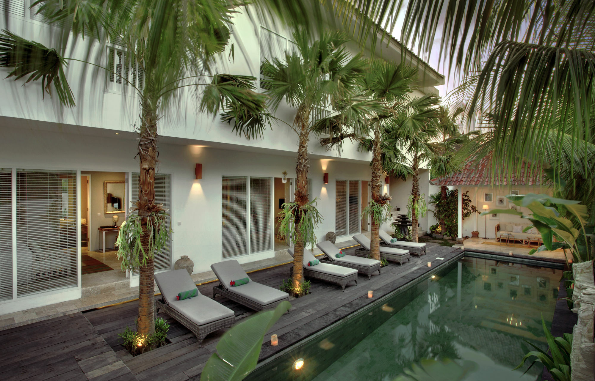 Room & Vespa 4 Seminyak  Exterior photo